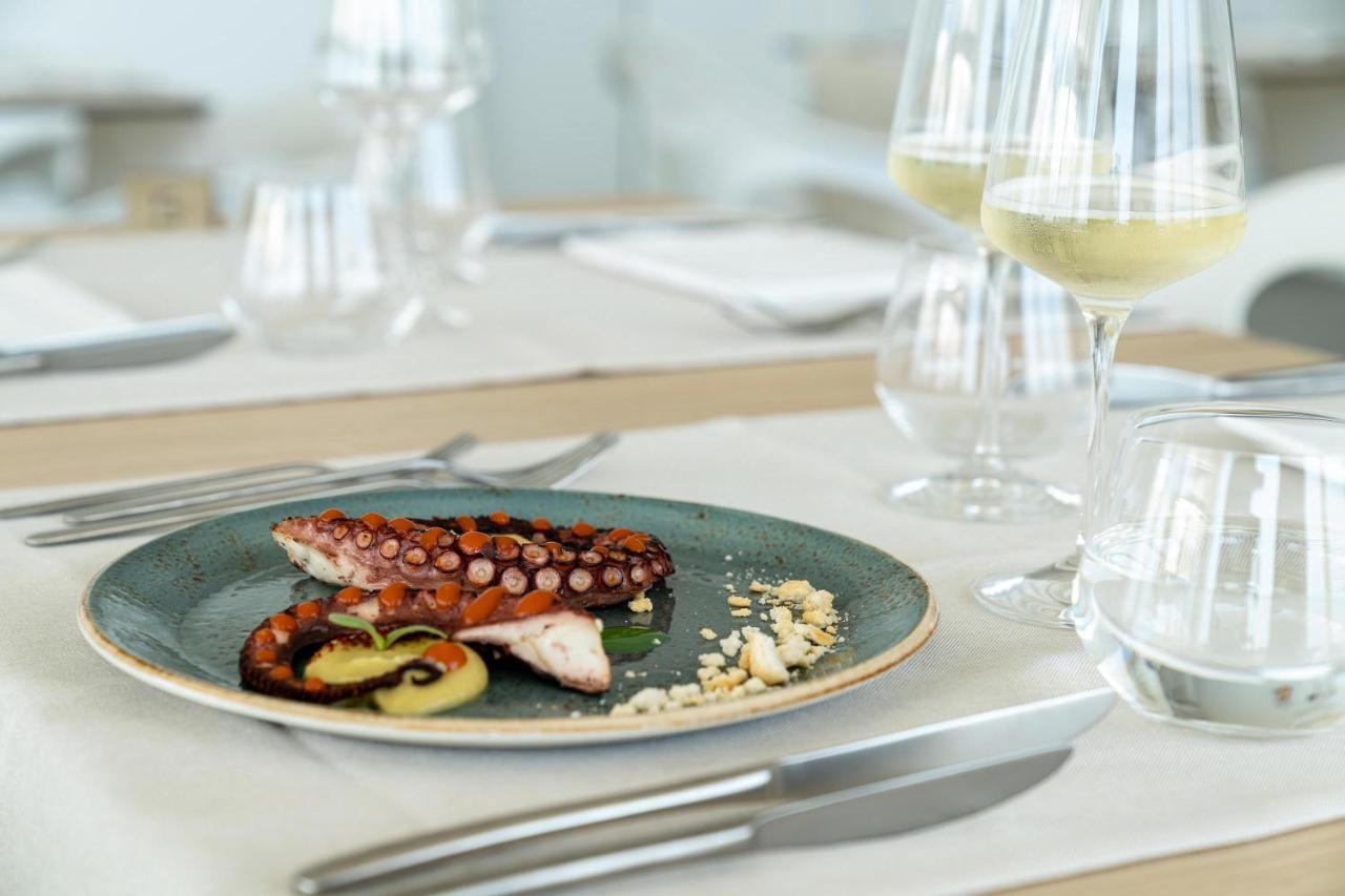 Perla Saracena Hotel & Restaurant Salve Kültér fotó